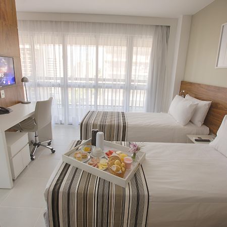 Fusion Hplus Express + Brasília Eksteriør billede